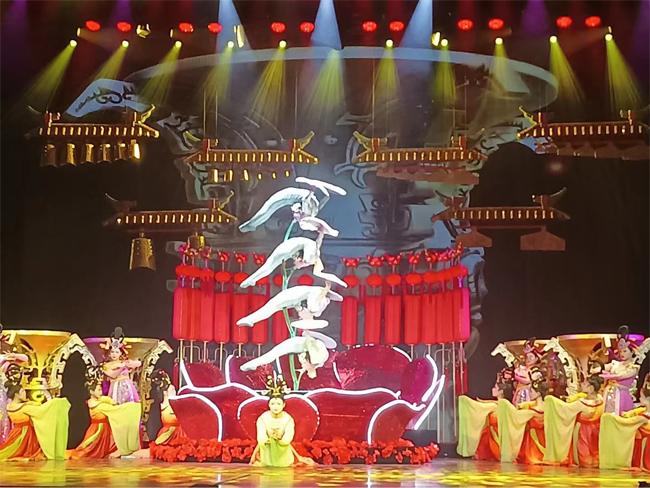 beijing red acrobatics show